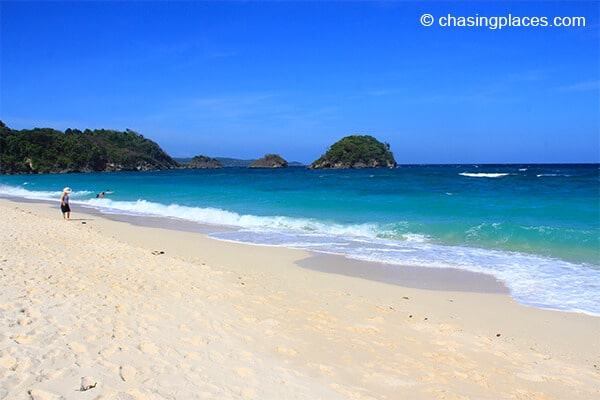 Chasing Places Travel Guide Photos: Things You Don't Know about Ilig-Iligan Beach, Boracay Island