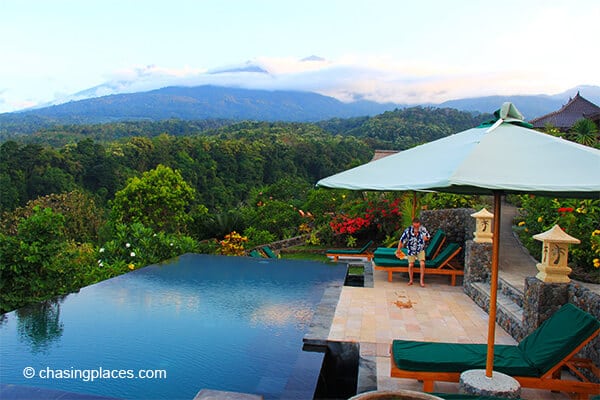 Relax for a few-days-in Senaru fresh air and beautiful views